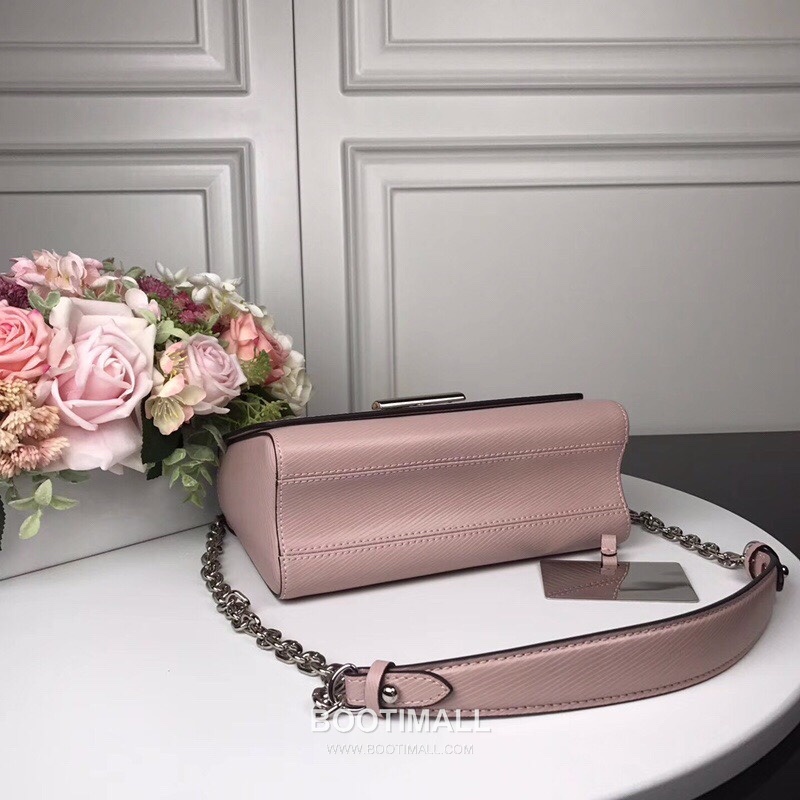 Louis Vuitton Twist MM Epi Calfskin Leather Chain Shoulder Bag with Twist Lock Detail 루이비통 트위스트 MM 에피 카프스킨 체인 숄더백 트위스트락 M50280 23cm 6