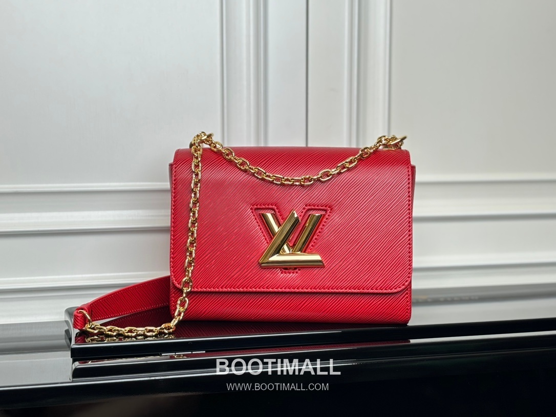 Louis Vuitton Twist MM Epi Calfskin Leather Chain Shoulder Bag with LV Twist Lock Detail 루이비통 트위스트 MM 에피 카프스킨 체인 숄더백 LV트위스트락 M25229 23cm 4