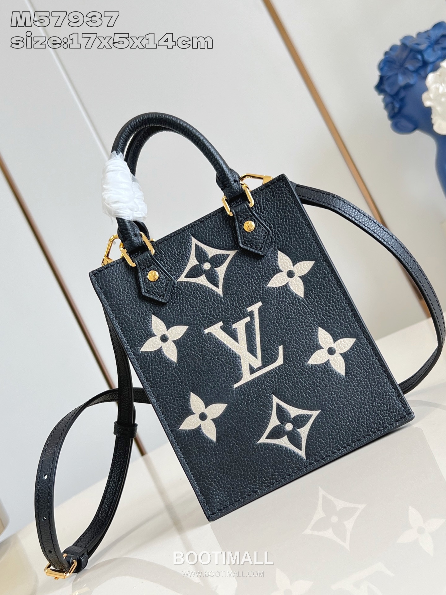 Louis Vuitton Petit Sac Plat Monogram Canvas Mini Tote Bag with Top Handle Strap Detail 루이비통 쁘띠 삭 플라 모노그램 캔버스 미니 토트백 탑핸들스트랩 M57937 14cm 1