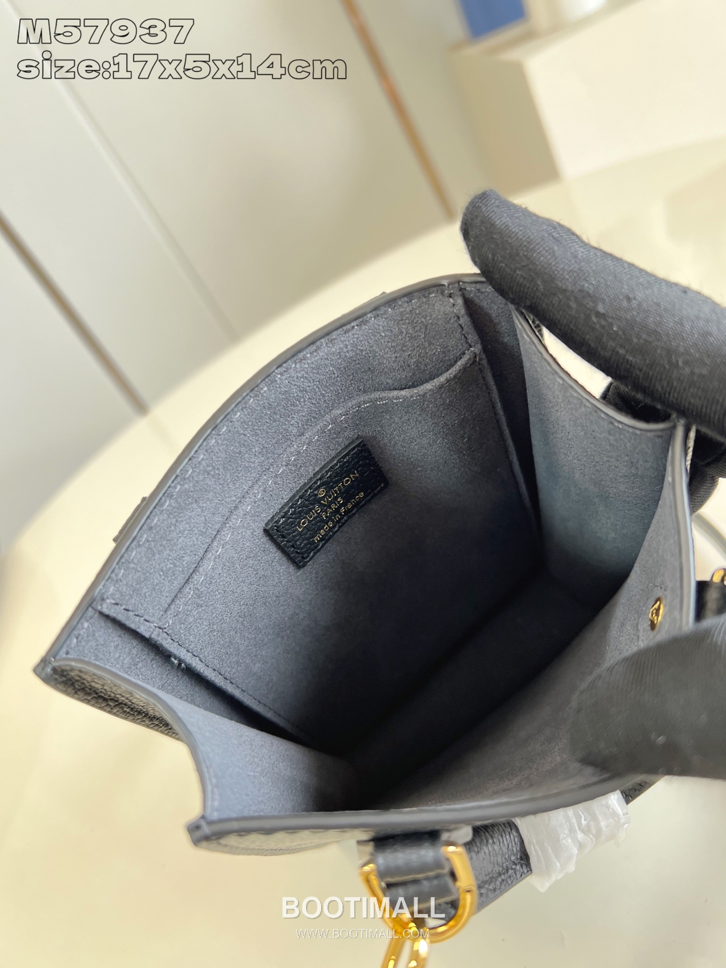 Louis Vuitton Petit Sac Plat Monogram Canvas Mini Tote Bag with Top Handle Strap Detail 루이비통 쁘띠 삭 플라 모노그램 캔버스 미니 토트백 탑핸들스트랩 M57937 14cm 7