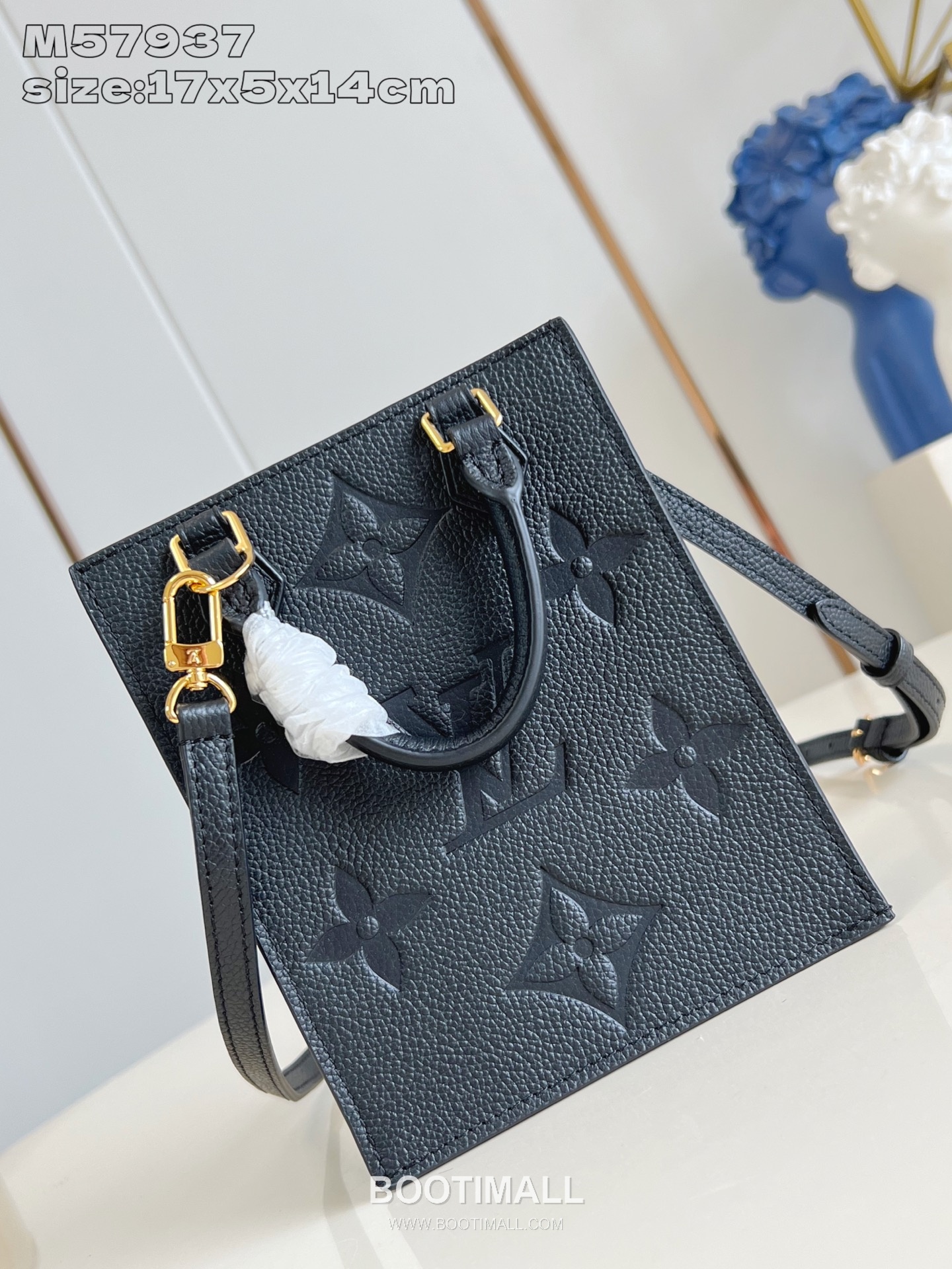 Louis Vuitton Petit Sac Plat Monogram Canvas Mini Tote Bag with Top Handle Strap Detail 루이비통 쁘띠 삭 플라 모노그램 캔버스 미니 토트백 탑핸들스트랩 M57937 14cm 4