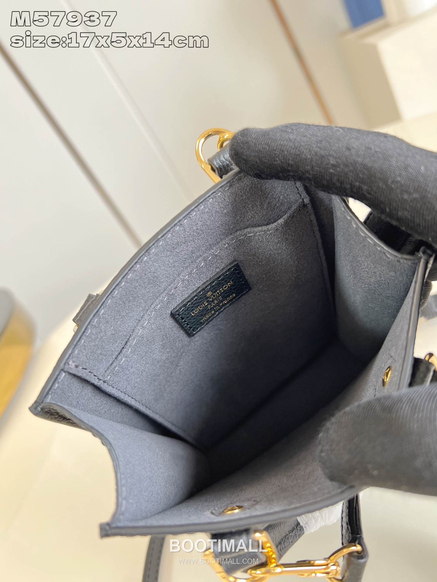 Louis Vuitton Petit Sac Plat Monogram Canvas Mini Tote Bag with Top Handle Strap Detail 루이비통 쁘띠 삭 플라 모노그램 캔버스 미니 토트백 탑핸들스트랩 M57937 14cm 7