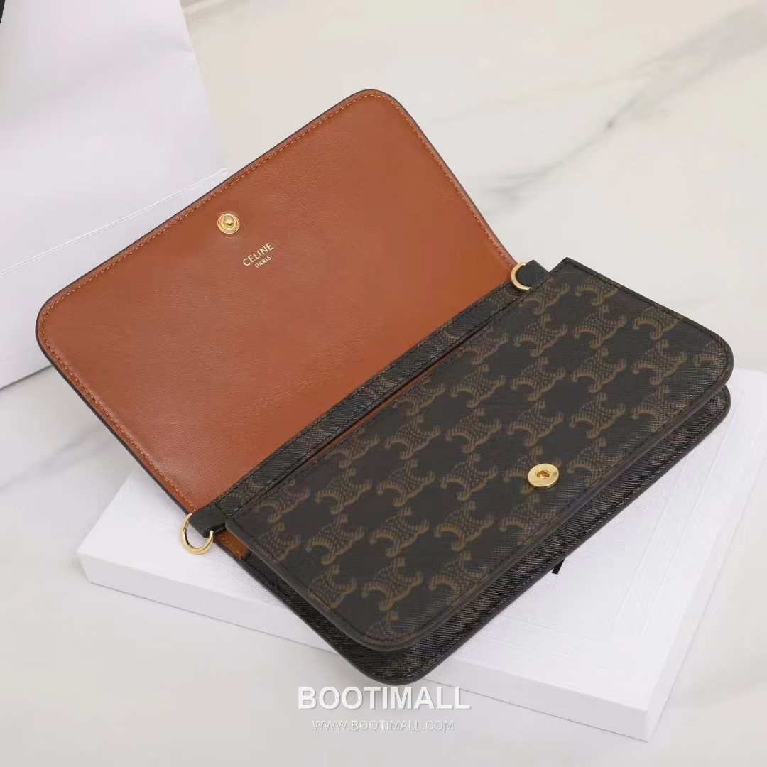 Celine Triomphe Canvas Cowhide Leather Crossbody Shoulder Bag with Dual Strap Detail 셀린느 트리옹프 캔버스 카우하이드 크로스바디 숄더백 듀얼스트랩 10L972 20.5cm 8