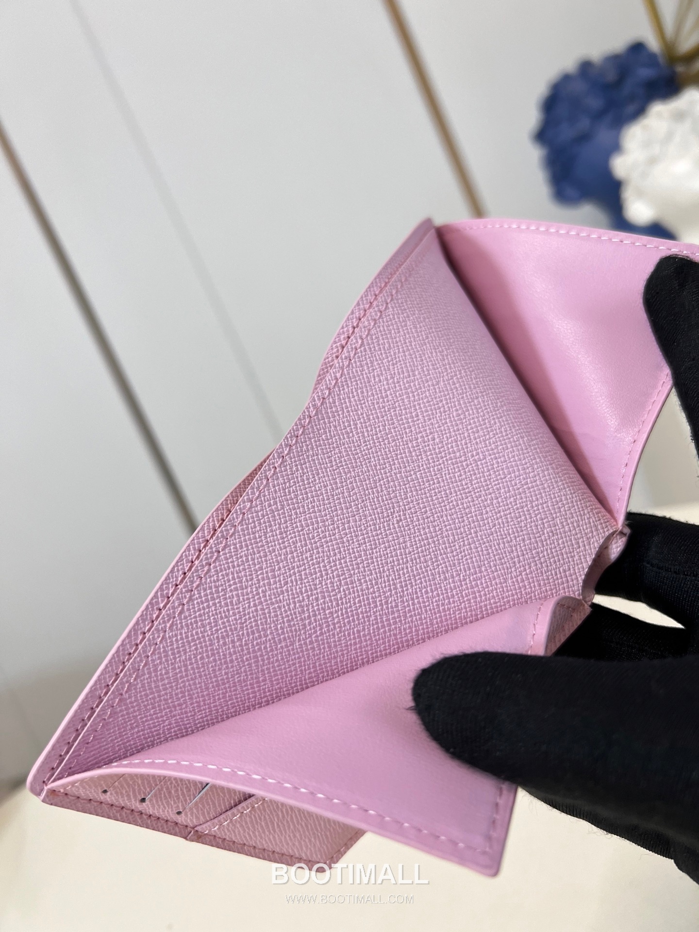 Louis Vuitton Slender Monogram Canvas Compact Wallet with Card Slot Detail 루이비통 슬렌더 모노그램 캔버스 컴팩트 반지갑 카드슬롯 M25986 11cm 8