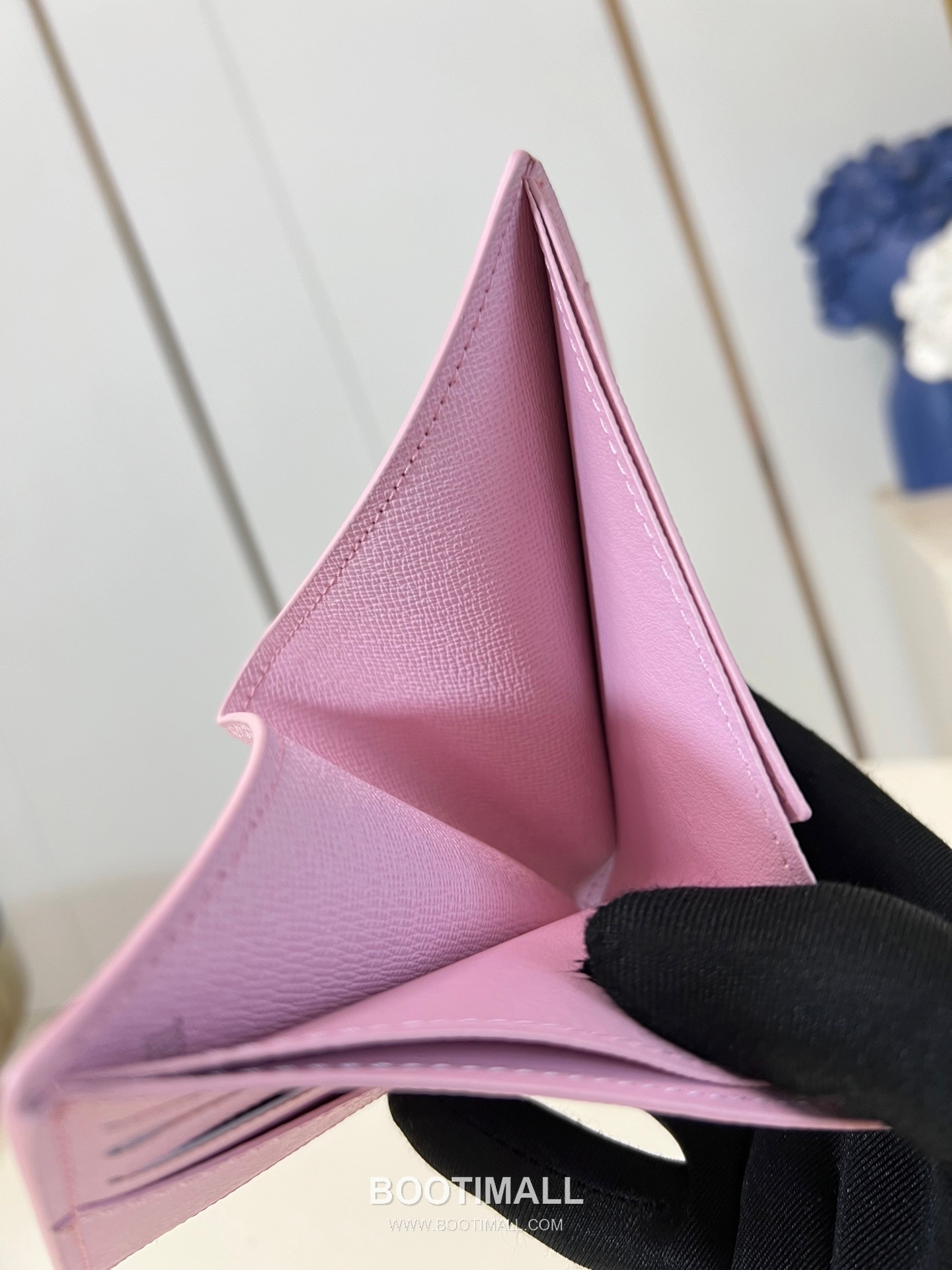 Louis Vuitton Slender Monogram Canvas Compact Wallet with Card Slot Detail 루이비통 슬렌더 모노그램 캔버스 컴팩트 반지갑 카드슬롯 M25986 11cm 9