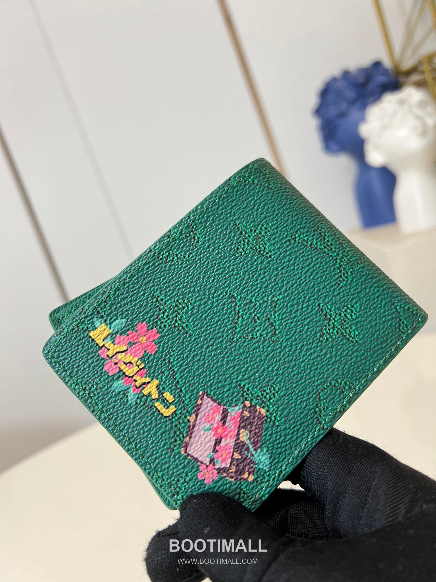 Louis Vuitton Slender Monogram Canvas Compact Wallet with Card Slot Detail 루이비통 슬렌더 모노그램 캔버스 컴팩트 반지갑 카드슬롯 M25986 11cm 3