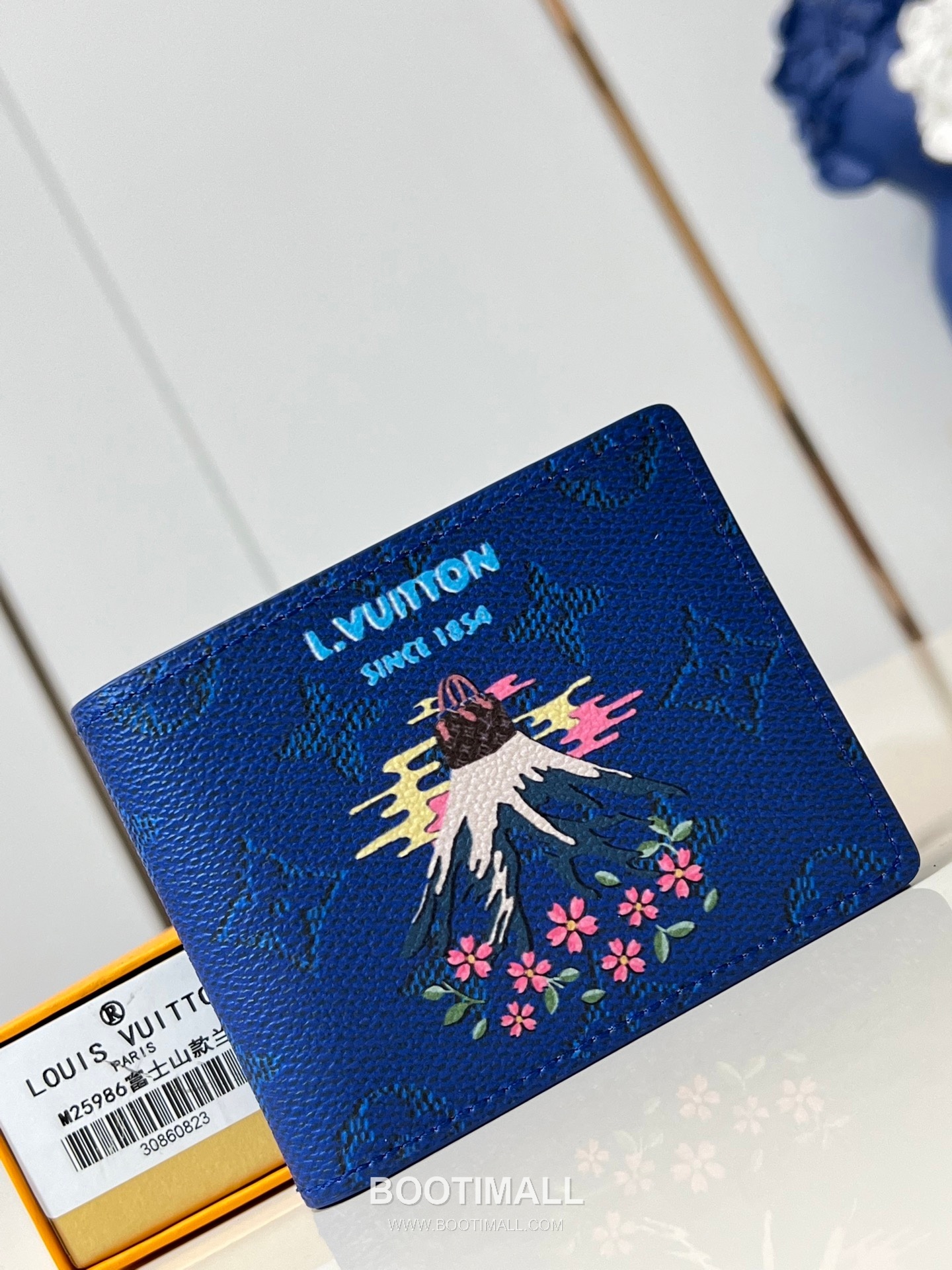 Louis Vuitton Slender Monogram Canvas Compact Wallet with Card Slot Detail 루이비통 슬렌더 모노그램 캔버스 컴팩트 반지갑 카드슬롯 M25986 11cm 1