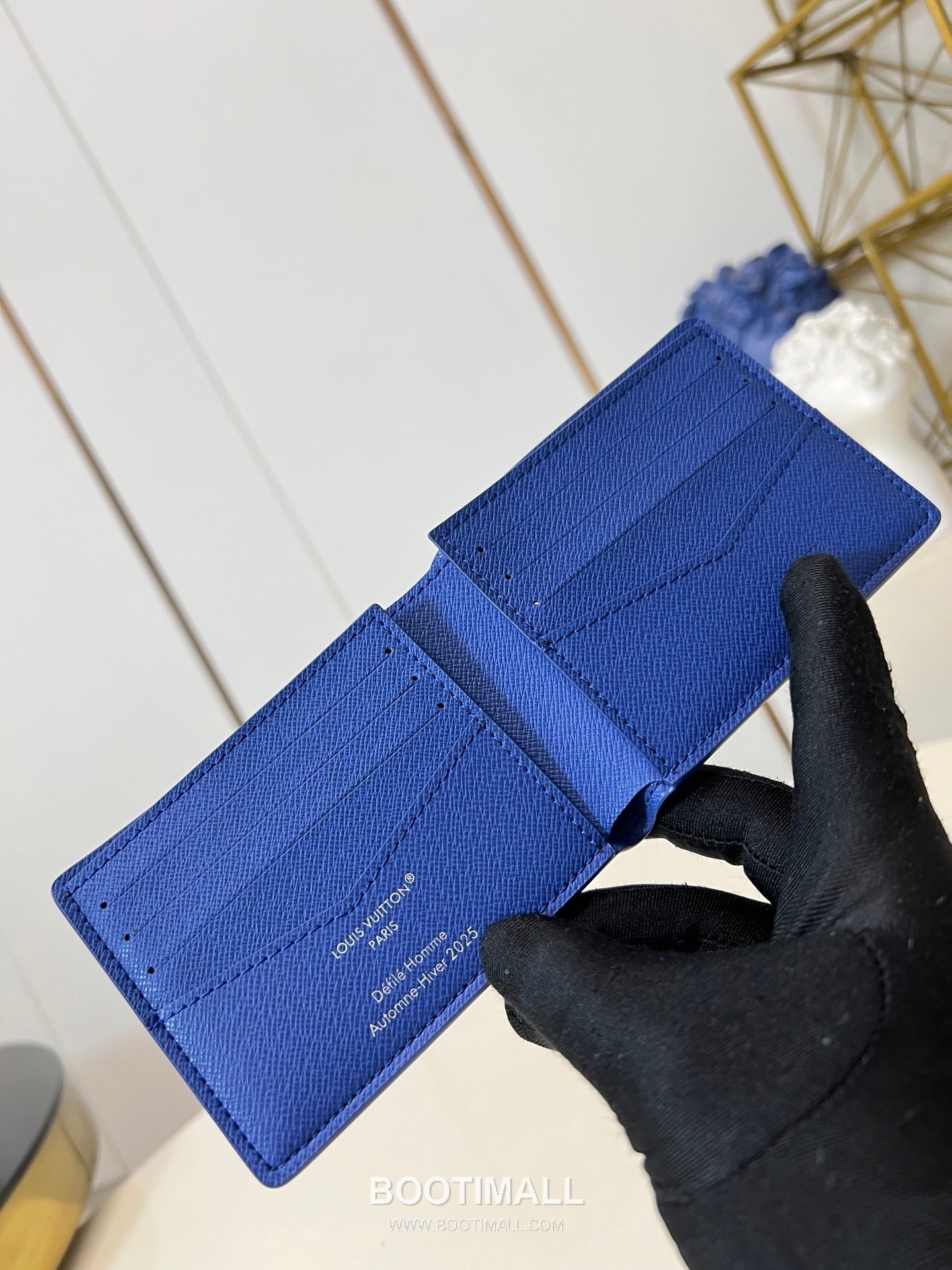 Louis Vuitton Slender Monogram Canvas Compact Wallet with Card Slot Detail 루이비통 슬렌더 모노그램 캔버스 컴팩트 반지갑 카드슬롯 M25986 11cm 5