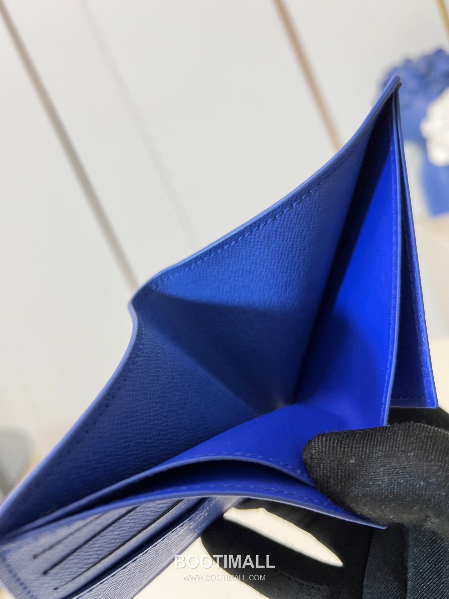 Louis Vuitton Slender Monogram Canvas Compact Wallet with Card Slot Detail 루이비통 슬렌더 모노그램 캔버스 컴팩트 반지갑 카드슬롯 M25986 11cm 8