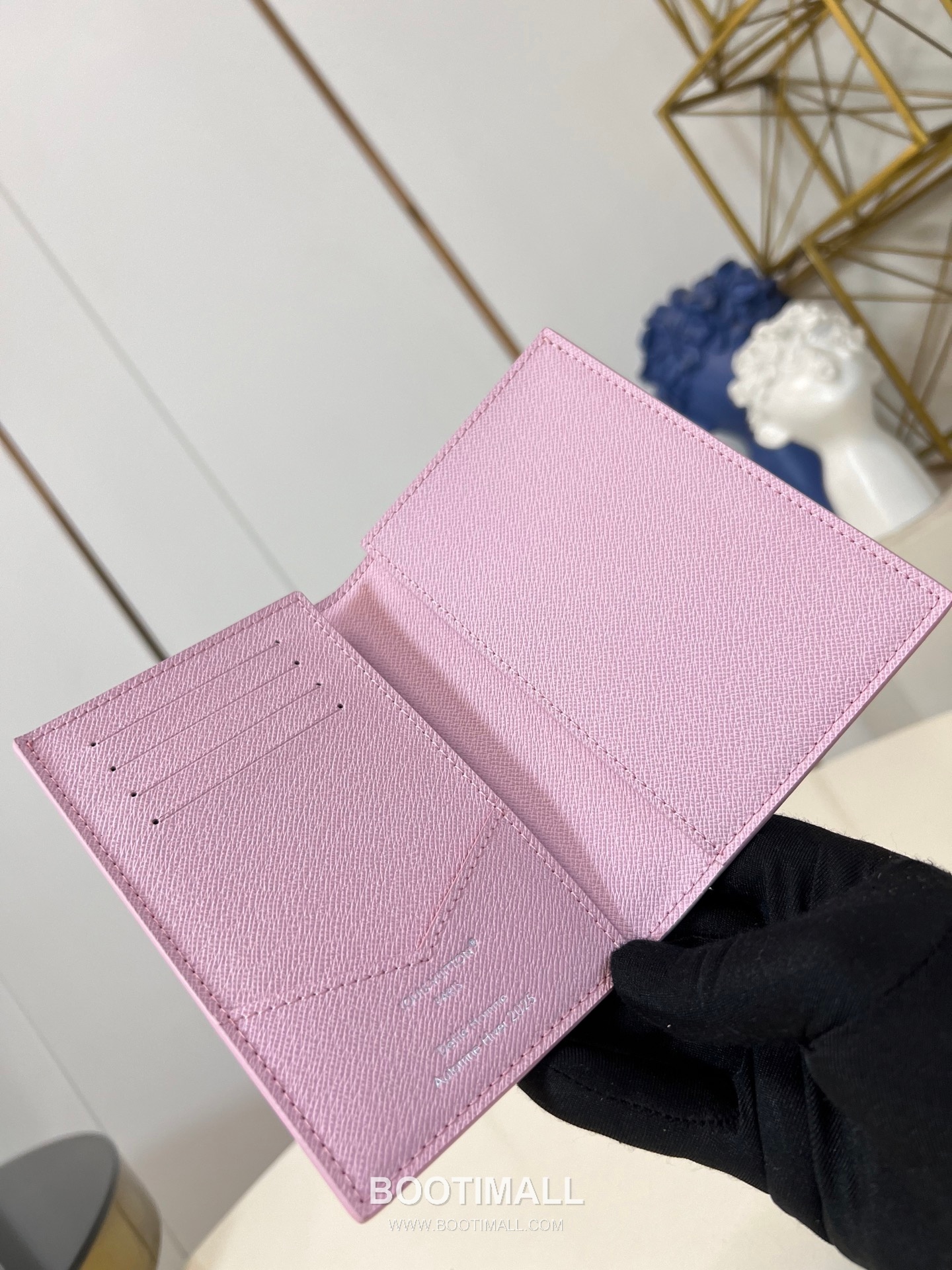 Louis Vuitton Pocket Monogram Canvas Card Wallet with Outer Pocket Detail 루이비통 포켓 모노그램 캔버스 카드지갑 외부포켓 M25971 7.5cm 9