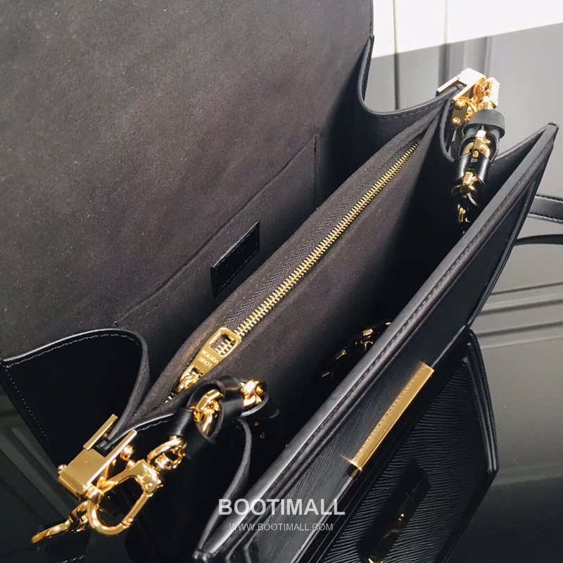 Louis Vuitton Dauphine Epi Calfskin Leather Shoulder Bag with LV Lock Detail 루이비통 도핀 에피 카프스킨 숄더백 LV락 M44162 25cm 7