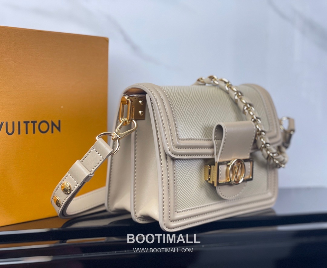 Louis Vuitton Mini Dauphine Epi Calfskin Leather Shoulder Bag with Magnetic Lock Detail 루이비통 미니 도핀 에피 카프스킨 숄더백 마그네틱락 M55963 20cm 2