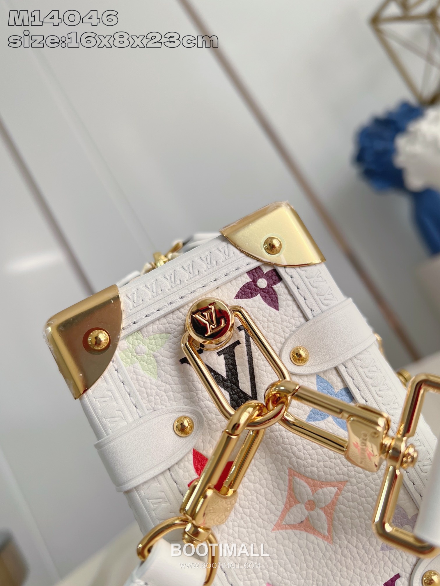 Louis Vuitton Side Trunk Monogram Cowhide Leather Box Shoulder Bag with S Lock Detail 루이비통 사이드 트렁크 모노그램 카우하이드 박스 숄더백 S락 M14046 23.5cm 4