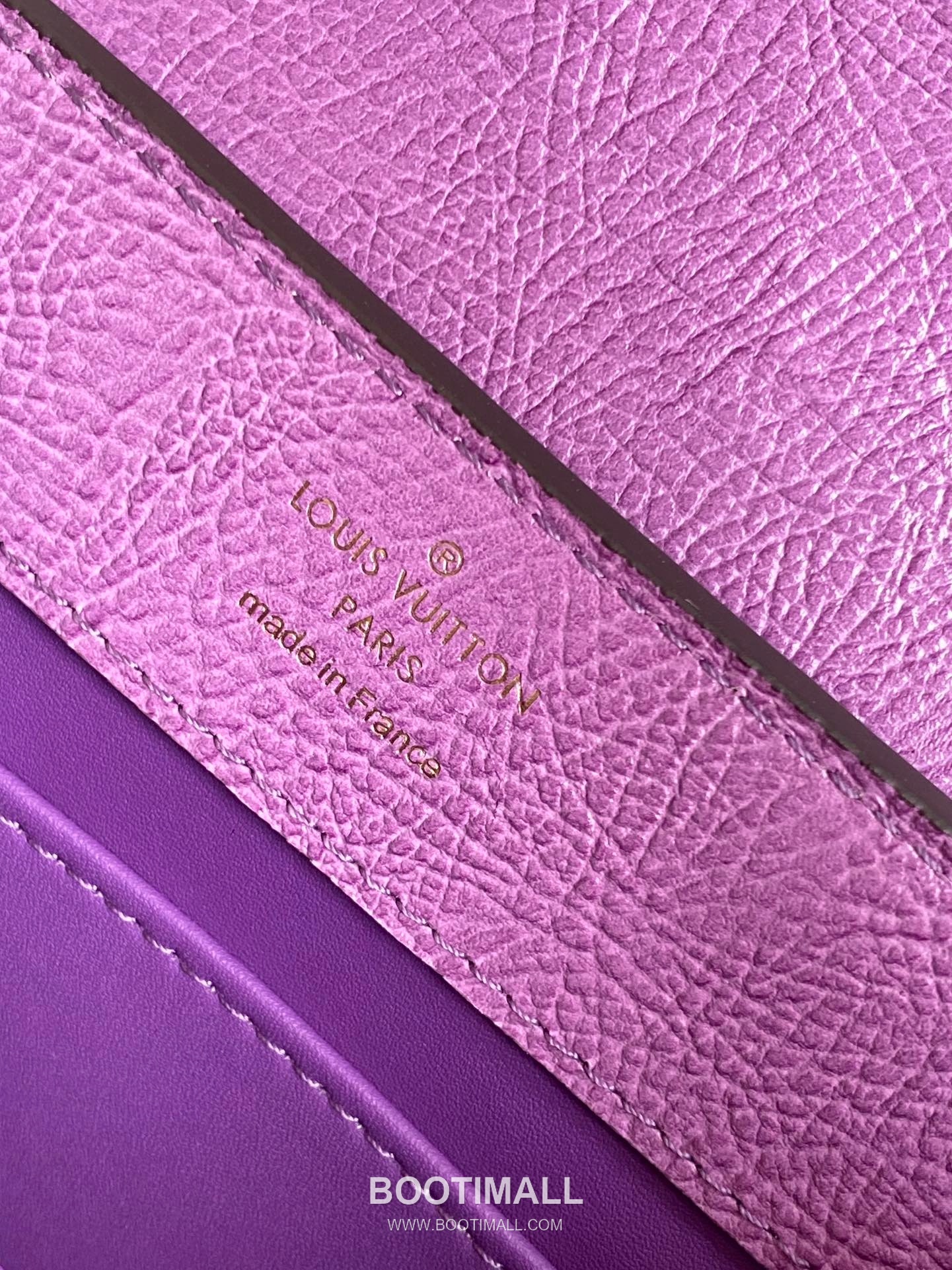 Louis Vuitton Dauphine Mini Monogram Empreinte Leather Shoulder Bag with LV Lock Detail 루이비통 도핀 미니 모노그램 앙프렝뜨 숄더백 LV락 M24713 21cm 9