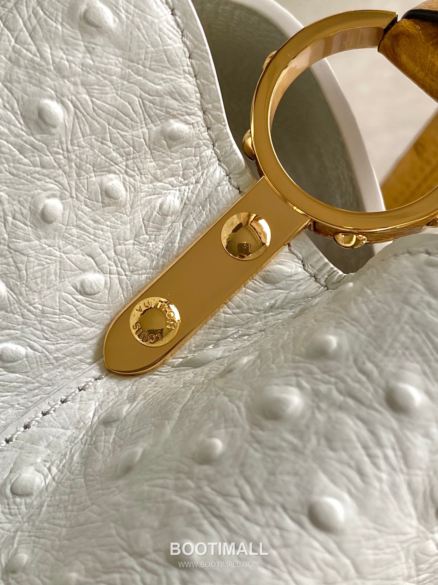 Louis Vuitton Dauphine PM Monogram Empreinte Leather Shoulder Bag with LV Lock Detail 루이비통 도핀 PM 모노그램 앙프렝뜨 숄더백 LV락 M24714 27cm 6