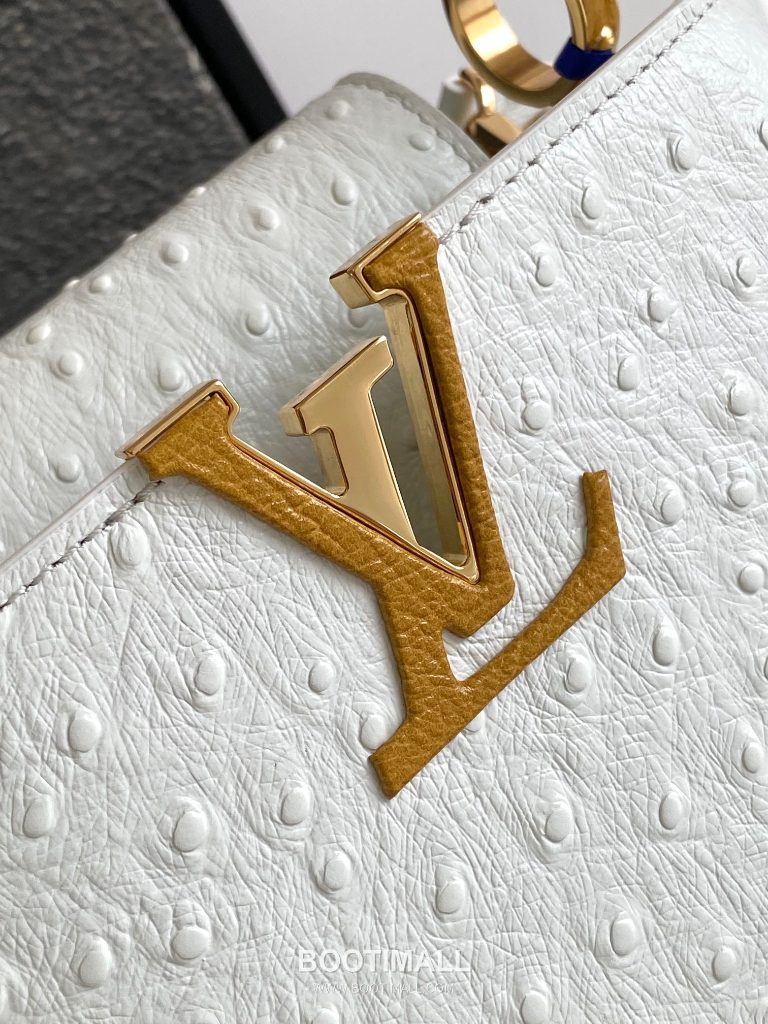 Louis Vuitton Dauphine Mini Monogram Empreinte Leather Shoulder Bag with LV Lock Detail 루이비통 도핀 미니 모노그램 앙프렝뜨 숄더백 LV락 M24713 21cm 5