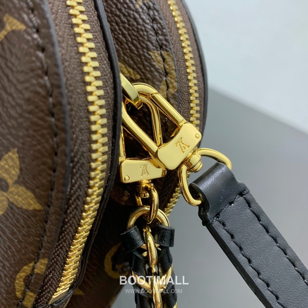 Louis Vuitton Be Alma Monogram Canvas Leather Clutch Shoulder Bag with Chain Detail 루이비통 비 알마 모노그램 캔버스 레더 클러치 숄더백 체인디테일 M12996 27cm 17
