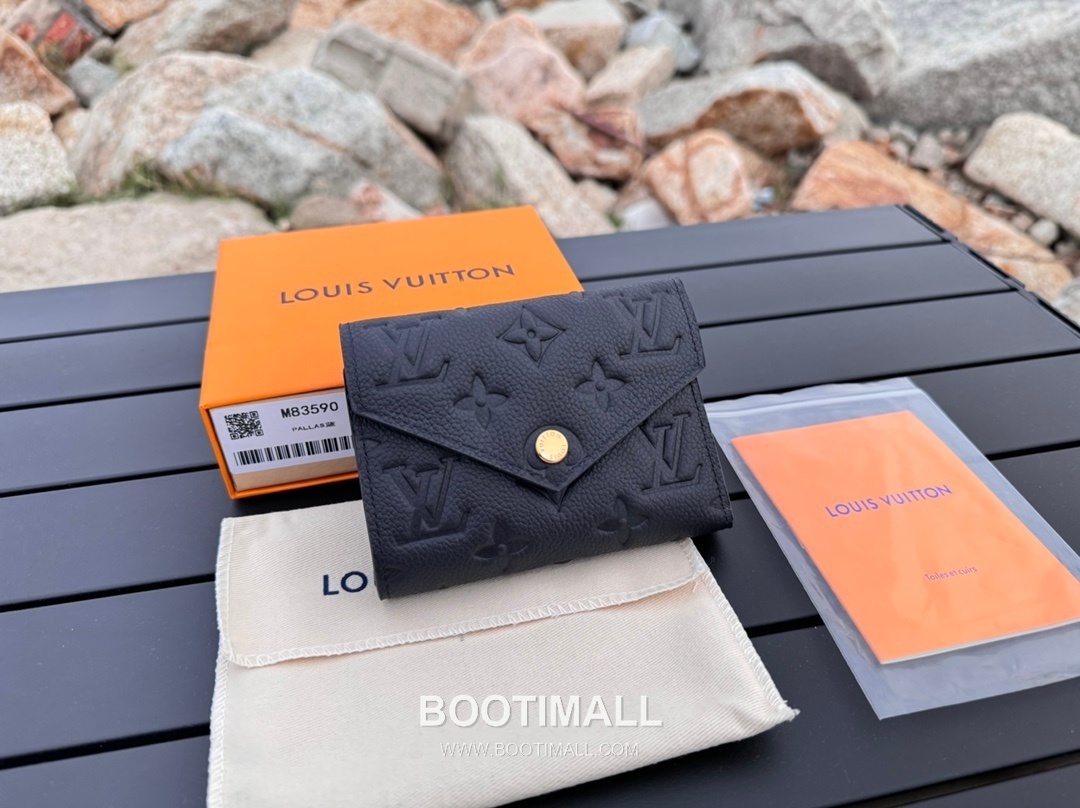 Louis Vuitton Victorine Monogram Empreinte Leather Wallet with Snap Flap Detail 루이비통 빅토린 모노그램 앙프렝뜨 반지갑 스냅플랩 M82334 12cm 2