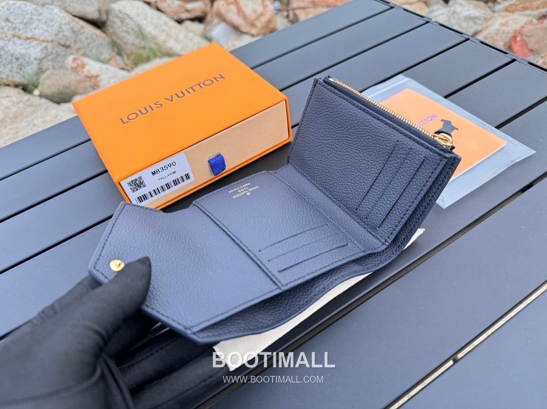 Louis Vuitton Victorine Monogram Empreinte Leather Wallet with Snap Flap Detail 루이비통 빅토린 모노그램 앙프렝뜨 반지갑 스냅플랩 M82334 12cm 7