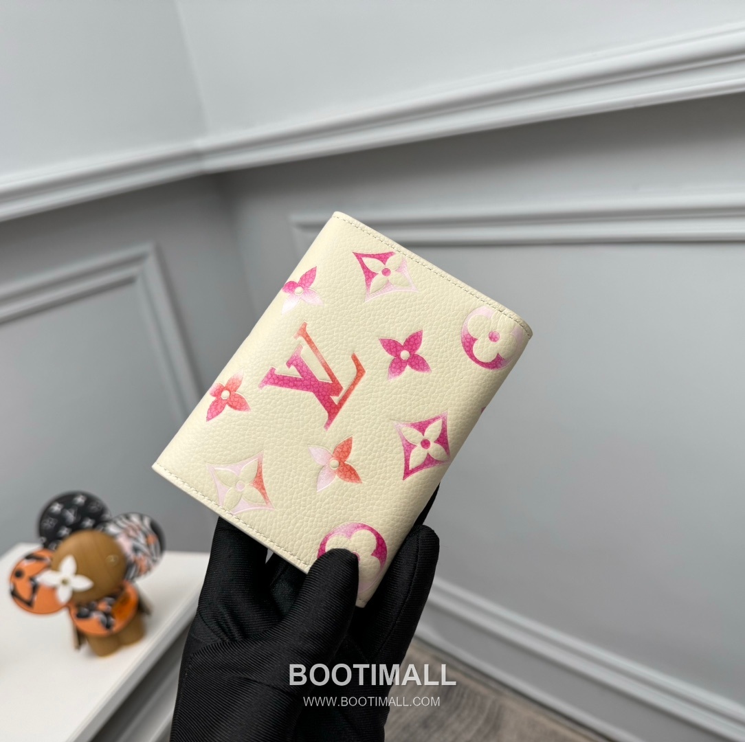 Louis Vuitton Monogram Empreinte Leather Compact Wallet with Zip Coin Pocket Detail 루이비통 모노그램 앙프렝뜨 컴팩트 반지갑 지퍼코인포켓 M83507 12cm 9