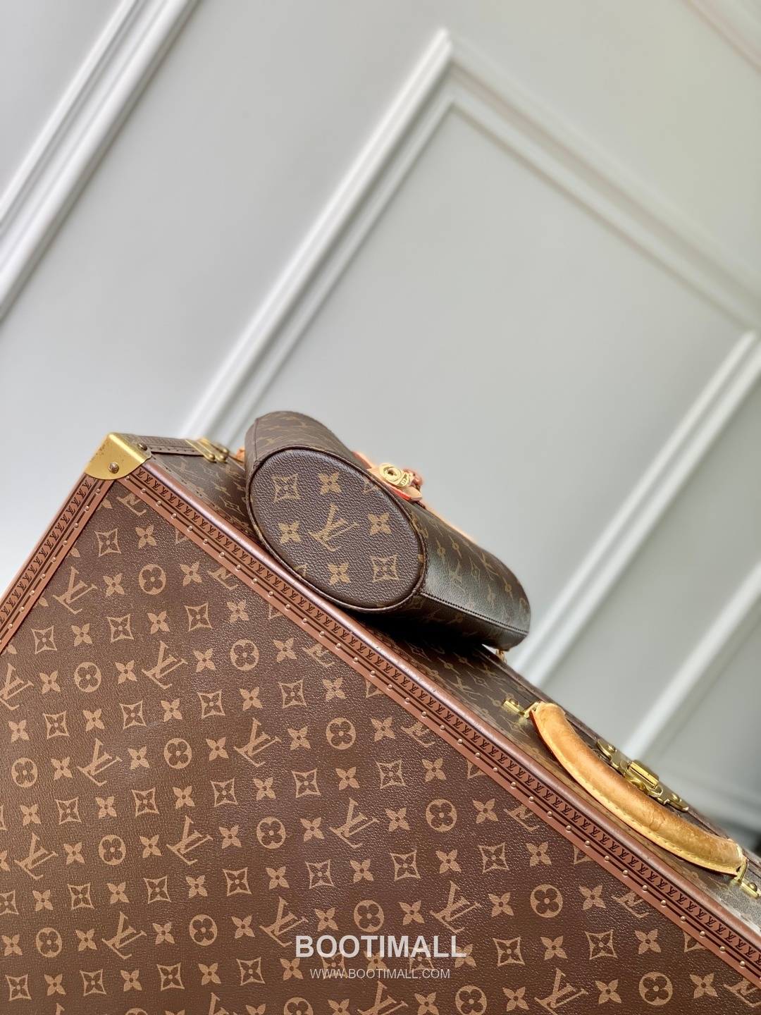Louis Vuitton Rivage BB Monogram Canvas Bucket Bag with Lock Tag Detail 루이비통 리바쥬 BB 모노그램 캔버스 버킷백 락태그 M14680 12cm 9