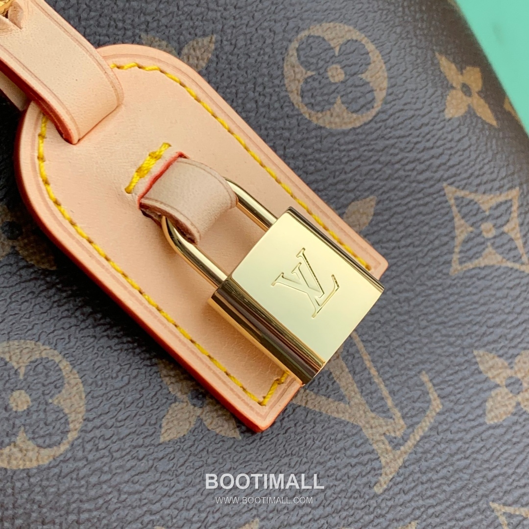 Louis Vuitton Rivage BB Monogram Canvas Bucket Bag with Lock Tag Detail 루이비통 리바쥬 BB 모노그램 캔버스 버킷백 락태그 M14680 12cm 10