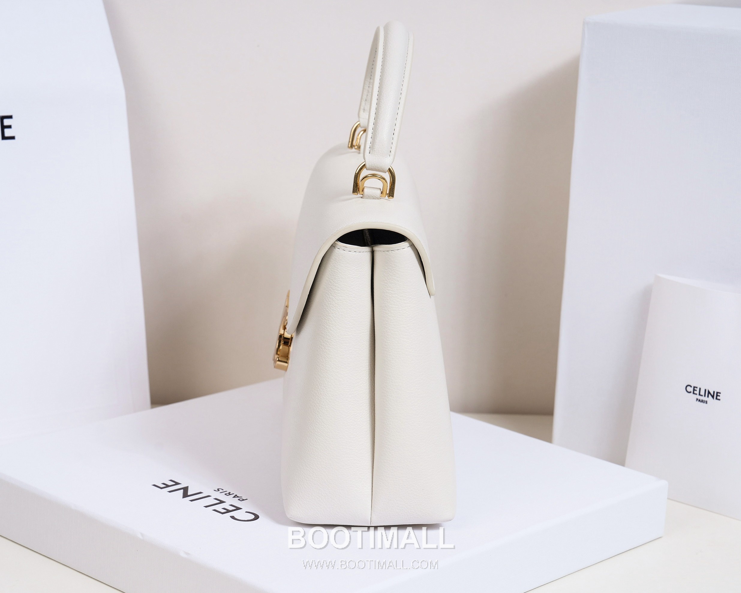 Celine Nino Cowhide Leather Top Handle Crossbody Bag with Triomphe Lock Detail 셀린느 니노 카우하이드 탑핸들 크로스백 트리옹프락 117523 26cm 3