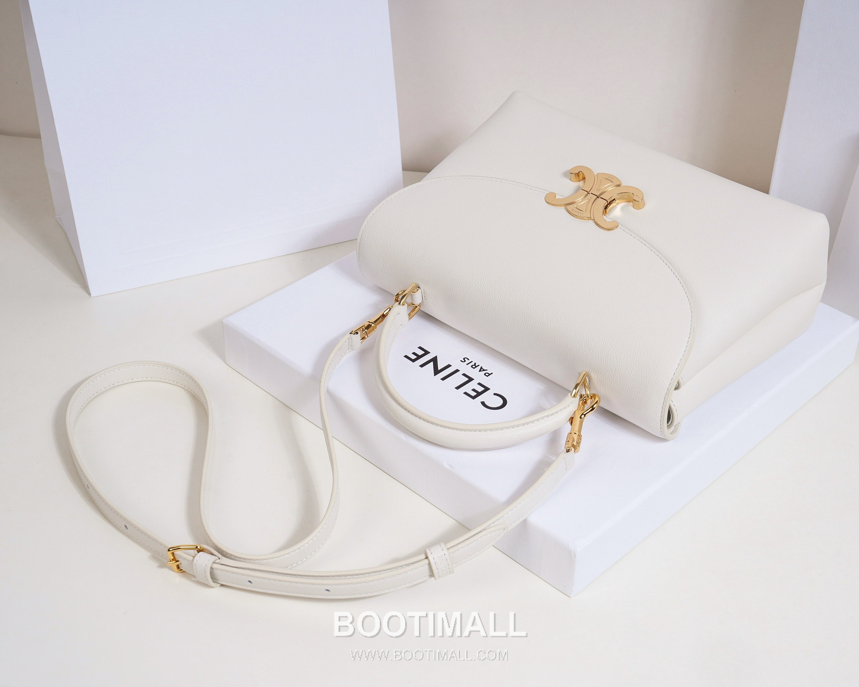 Celine Nino Cowhide Leather Top Handle Crossbody Bag with Triomphe Lock Detail 셀린느 니노 카우하이드 탑핸들 크로스백 트리옹프락 117523 26cm 6