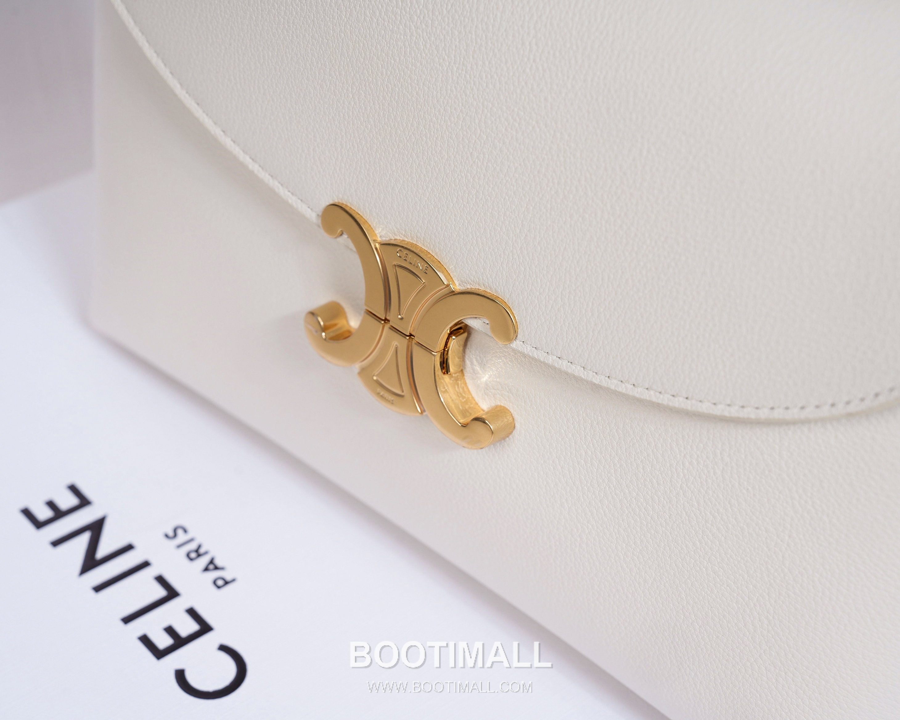 Celine Nino Cowhide Leather Top Handle Crossbody Bag with Triomphe Lock Detail 셀린느 니노 카우하이드 탑핸들 크로스백 트리옹프락 117523 26cm 7