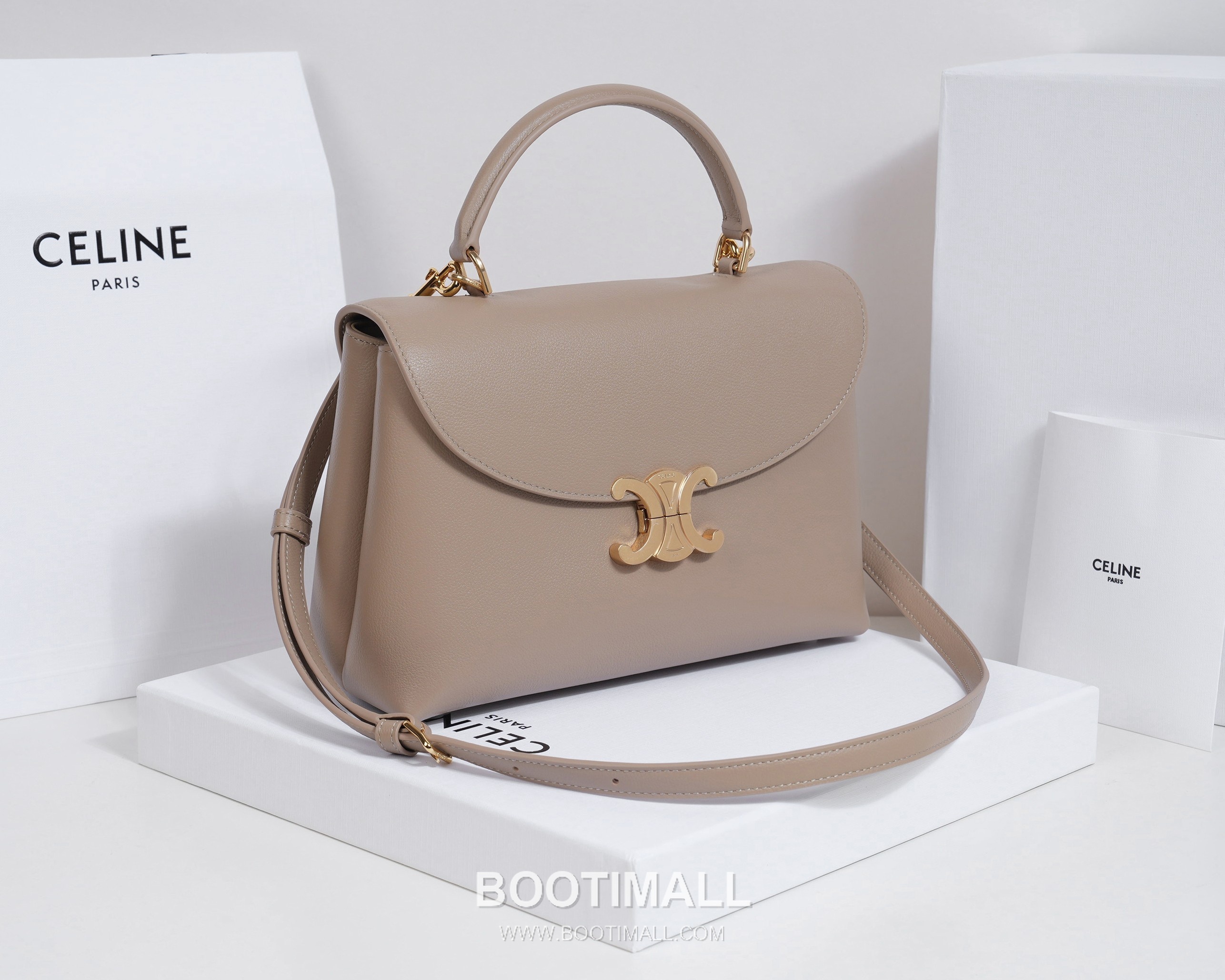 Celine Nino Cowhide Leather Top Handle Crossbody Bag with Triomphe Lock Detail 셀린느 니노 카우하이드 탑핸들 크로스백 트리옹프락 117523 26cm 2