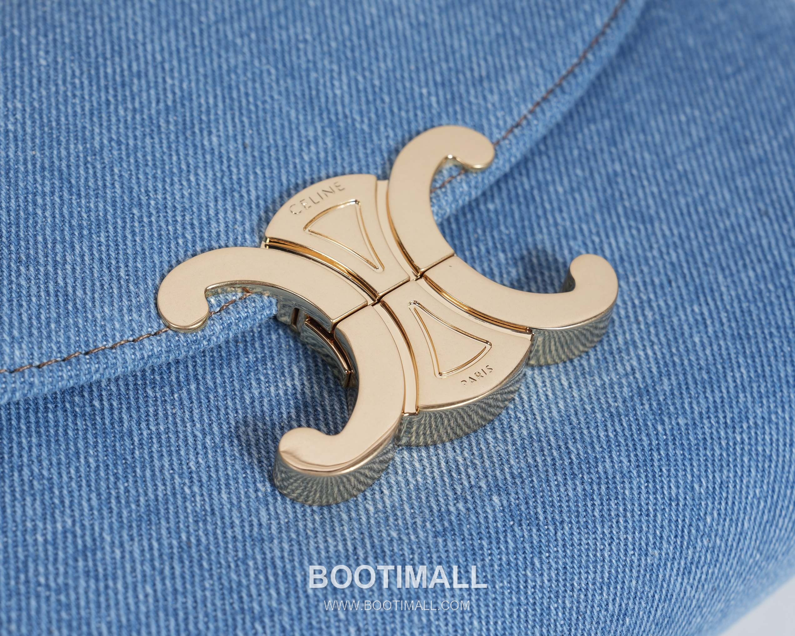 Celine Triomphe Denim Canvas Cowhide Crossbody Bag with Button Lock Detail 셀린느 트리옹프 데님 캔버스 카우하이드 크로스백 버튼락 118112 20.5cm 10