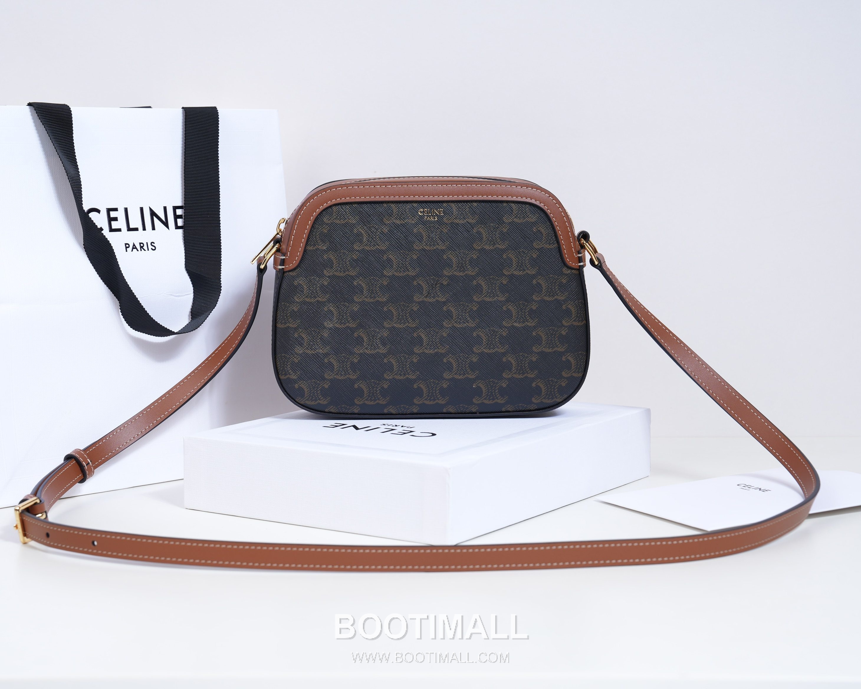 Celine Monogram Canvas Cowhide Leather Crossbody Bag with Leather Trim Detail 셀린느 모노그램 캔버스 카우하이드 크로스백 레더트림 191522 20cm 1