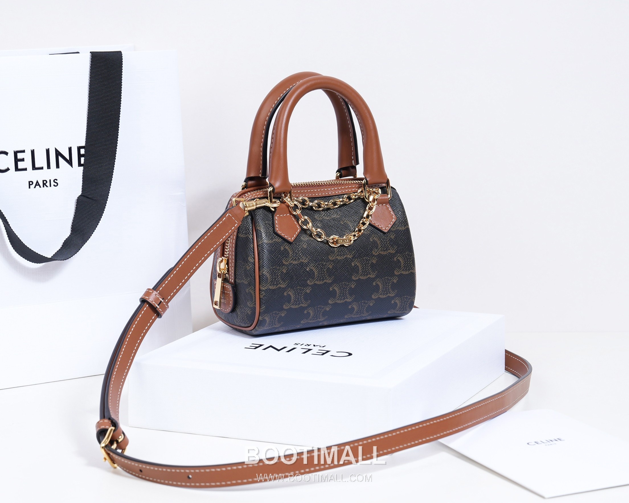 Celine Monogram Canvas Cowhide Leather Mini Crossbody Bag with Leather Trim Detail 셀린느 모노그램 캔버스 카우하이드 미니 크로스백 레더트림 195112 14cm 2