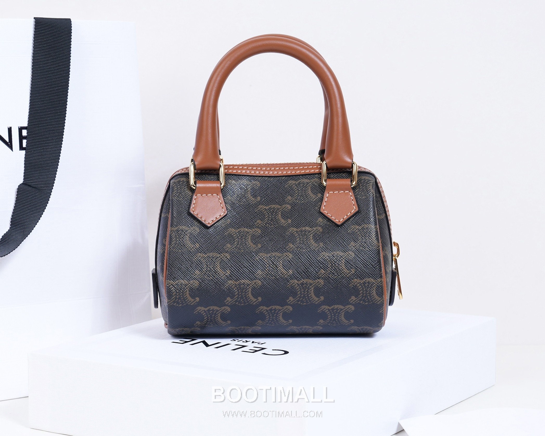 Celine Monogram Canvas Cowhide Leather Mini Crossbody Bag with Leather Trim Detail 셀린느 모노그램 캔버스 카우하이드 미니 크로스백 레더트림 195112 14cm 5