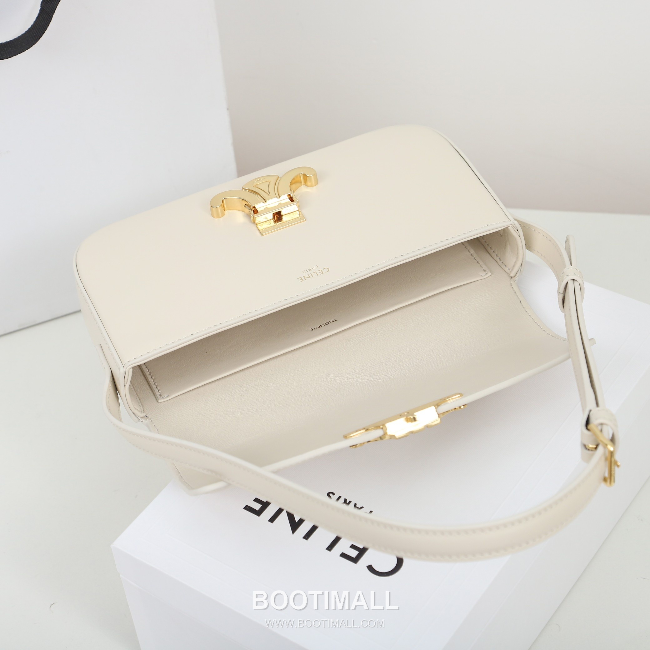 Celine Cowhide Leather Shoulder Crossbody Bag with Minimal Flap Detail 셀린느 카우하이드 숄더 크로스백 미니멀플랩 194143 20cm 14