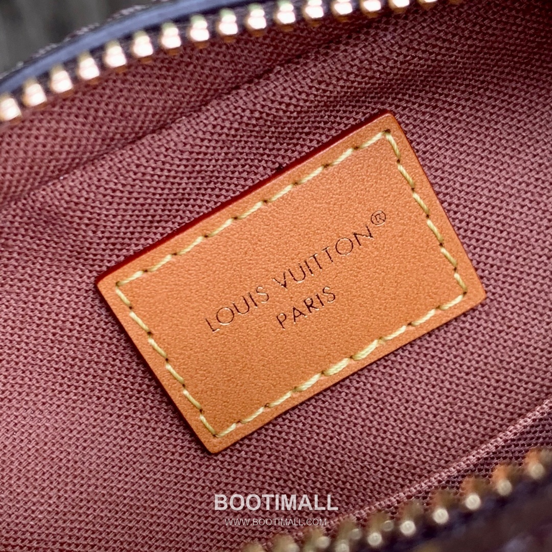 Louis Vuitton Danube Monogram Canvas Crossbody Bag with Pearl Zip Detail 루이비통 다뉴브 모노그램 캔버스 크로스백 펄지퍼 M14013 16cm 8