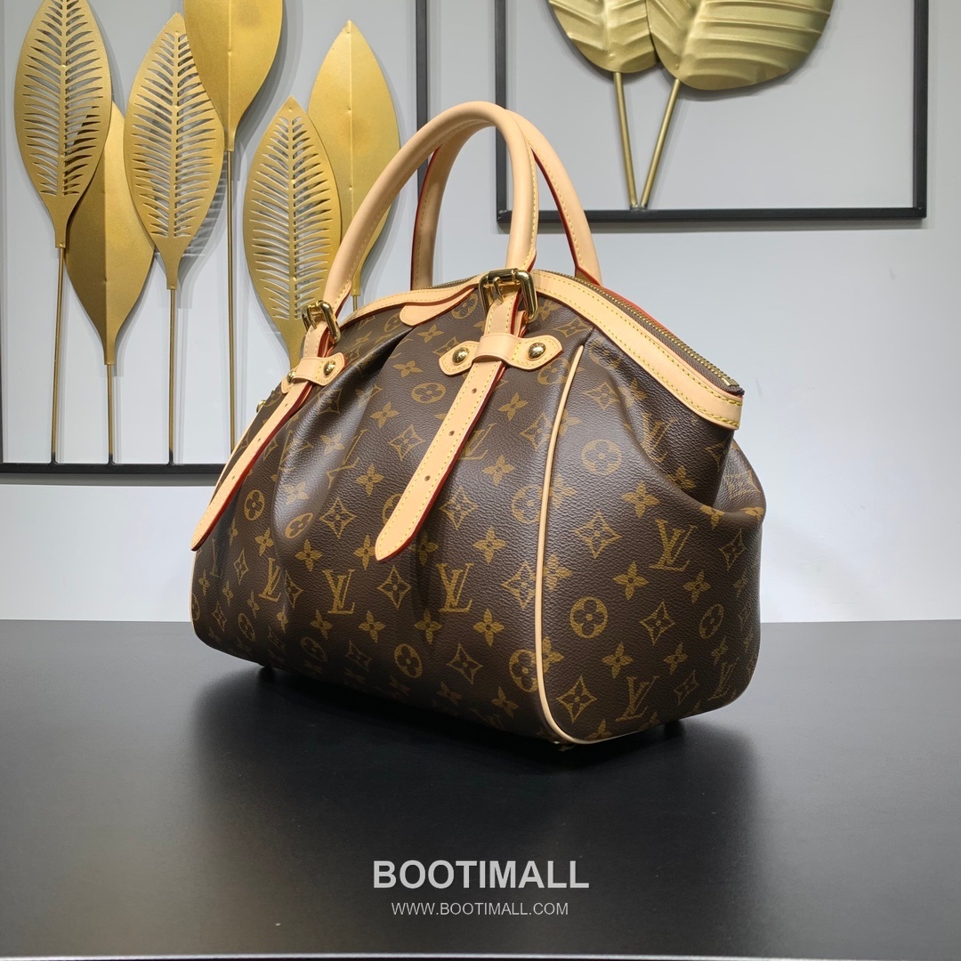 Louis Vuitton Tivoli GM Monogram Canvas Bowling Bag with Bottom Stud Detail 루이비통 티볼리 GM 모노그램 캔버스 보울링백 바닥스터드 M40144 46cm 2