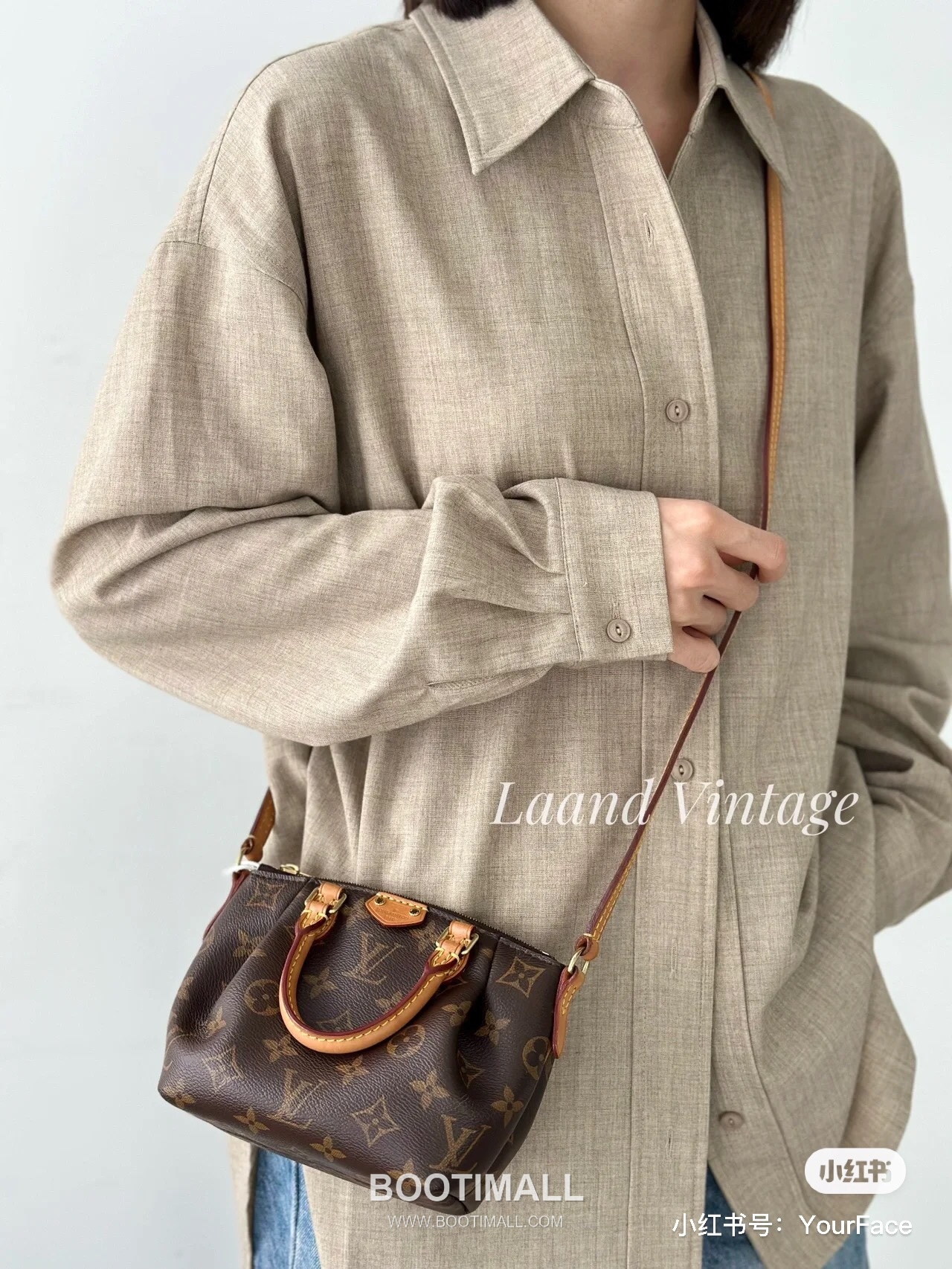 Louis Vuitton Turenne Mini Monogram Canvas Crossbody Bag with Pleated Front Detail 루이비통 투렌느 미니 모노그램 캔버스 크로스백 플리츠프론트 M61253 17cm 7