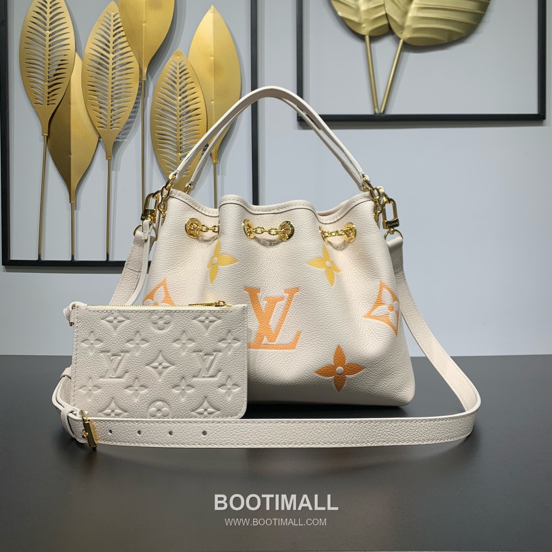 Louis Vuitton Summer Bundle Monogram Empreinte Leather Bucket Bag with Drawstring Strap Detail 루이비통 서머 번들 모노그램 앙프렝뜨 버킷백 드로우스트링 M46545 28cm 10