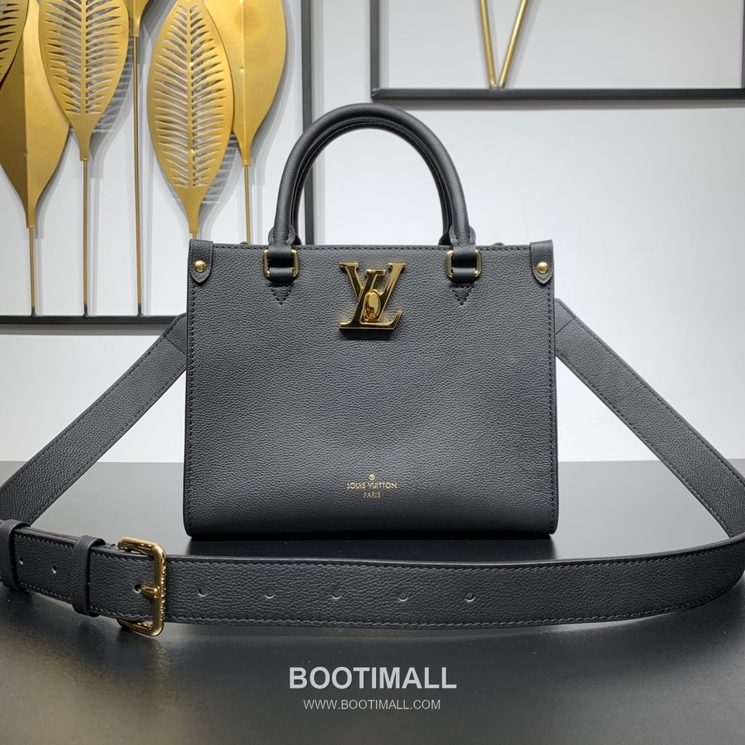 Louis Vuitton Lock & Go Cowhide Leather Top Handle Crossbody Bag with Turn Lock Detail 루이비통 락앤고 카우하이드 탑핸들 크로스백 턴락 M22311 24.5cm 7