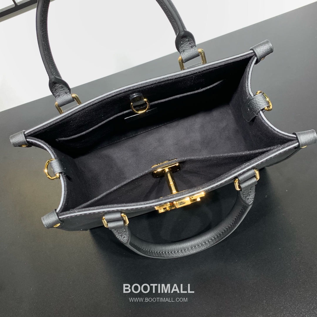 Louis Vuitton Lock & Go Cowhide Leather Top Handle Crossbody Bag with Turn Lock Detail 루이비통 락앤고 카우하이드 탑핸들 크로스백 턴락 M22311 24.5cm 11
