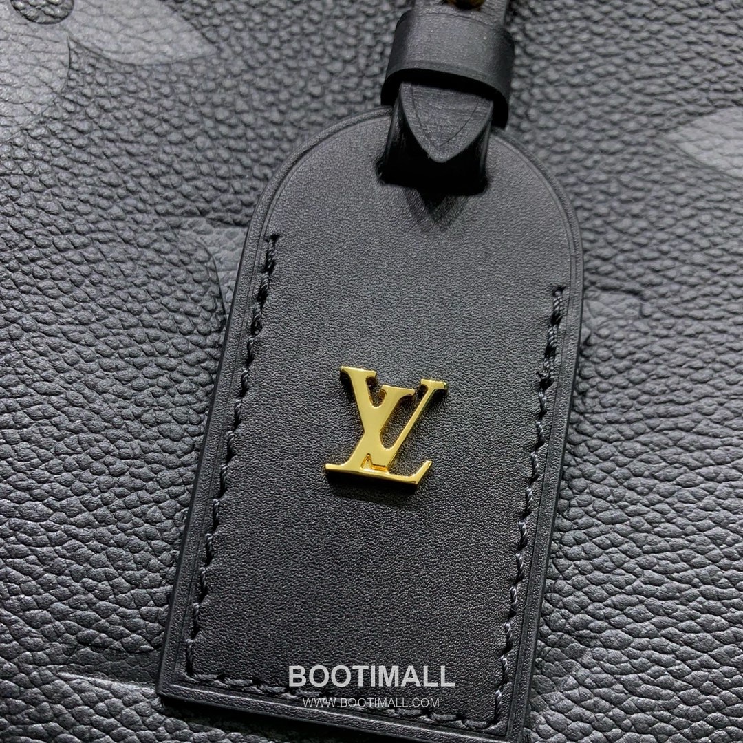 Louis Vuitton CarryAll PM Monogram Empreinte Leather Tote Shoulder Bag with Pouch Detail 루이비통 캐리올 PM 모노그램 앙프렝뜨 토트 숄더백 파우치 M46293 29cm 9