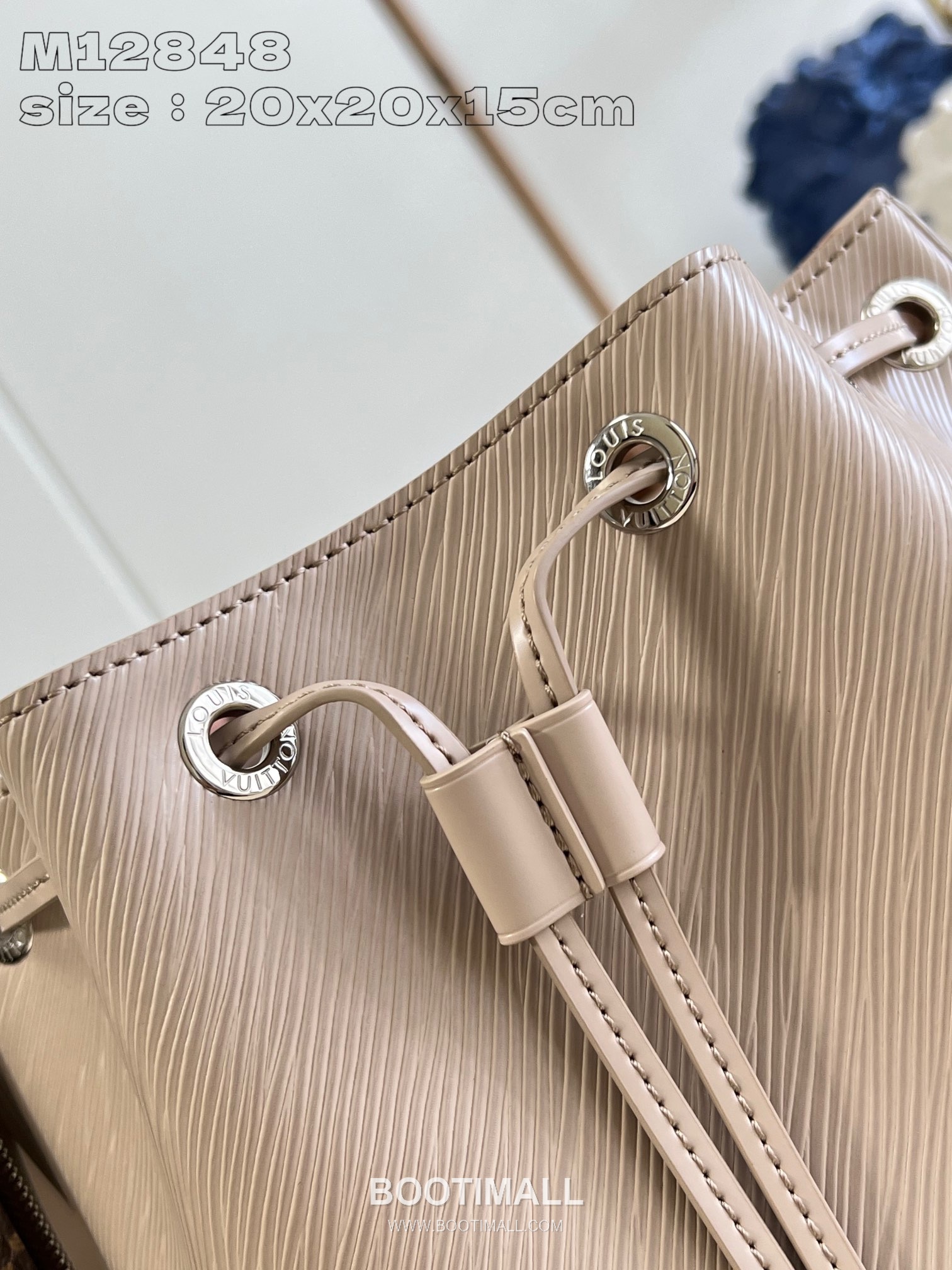 Louis Vuitton Noé BB Epi Leather Bucket Bag with Drawstring Pouch Detail 루이비통 노에 BB 에피 가죽 버킷백 드로우스트링 파우치 M12848 20cm 2
