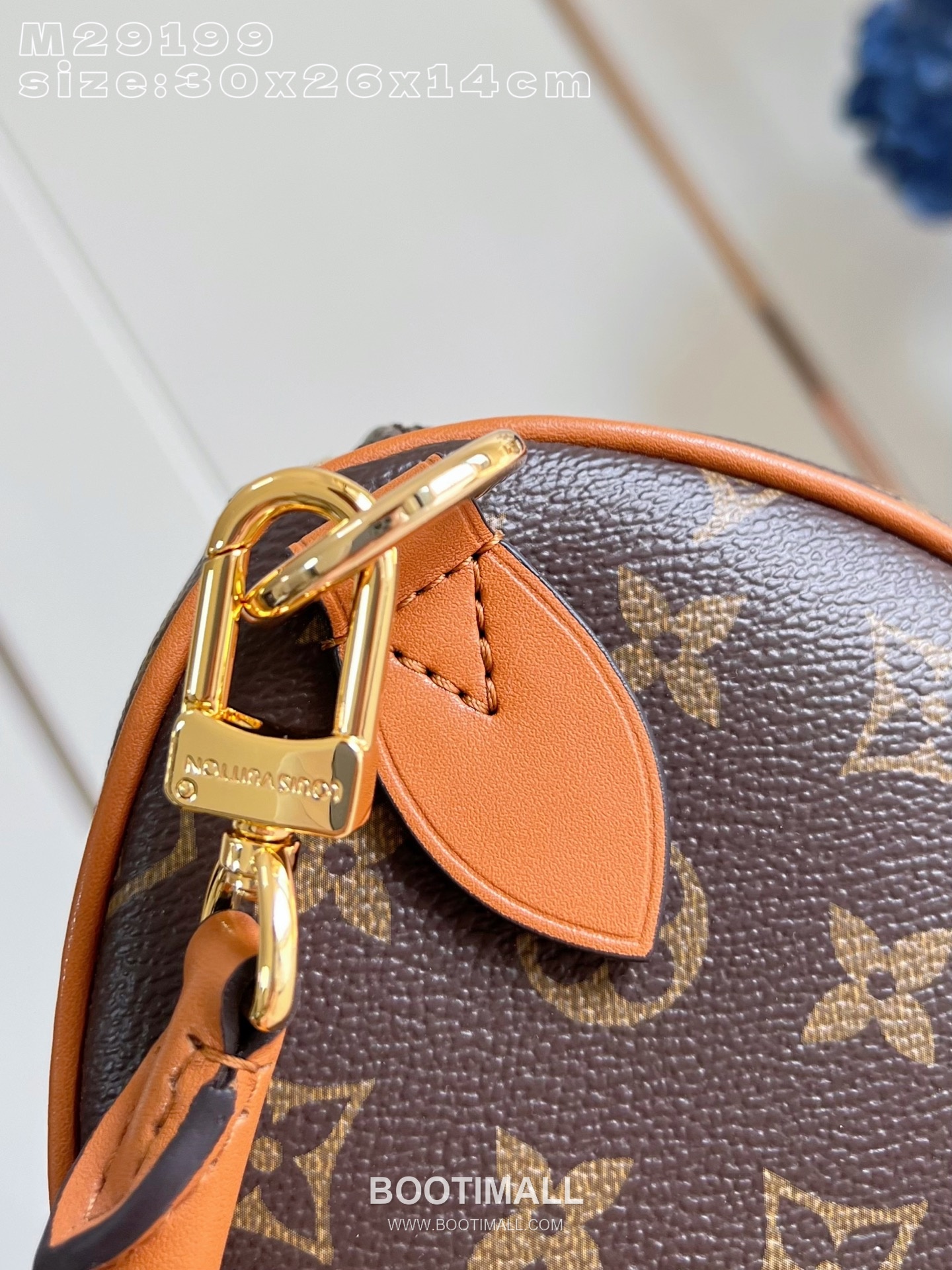 Louis Vuitton Speedy 30 Out Of The Trunk Monogram Leather Boston Bag with Metal Corner Detail 루이비통 스피디 30 아웃오브더트렁크 모노그램 레더 보스턴백 메탈코너 M29199 30cm 7