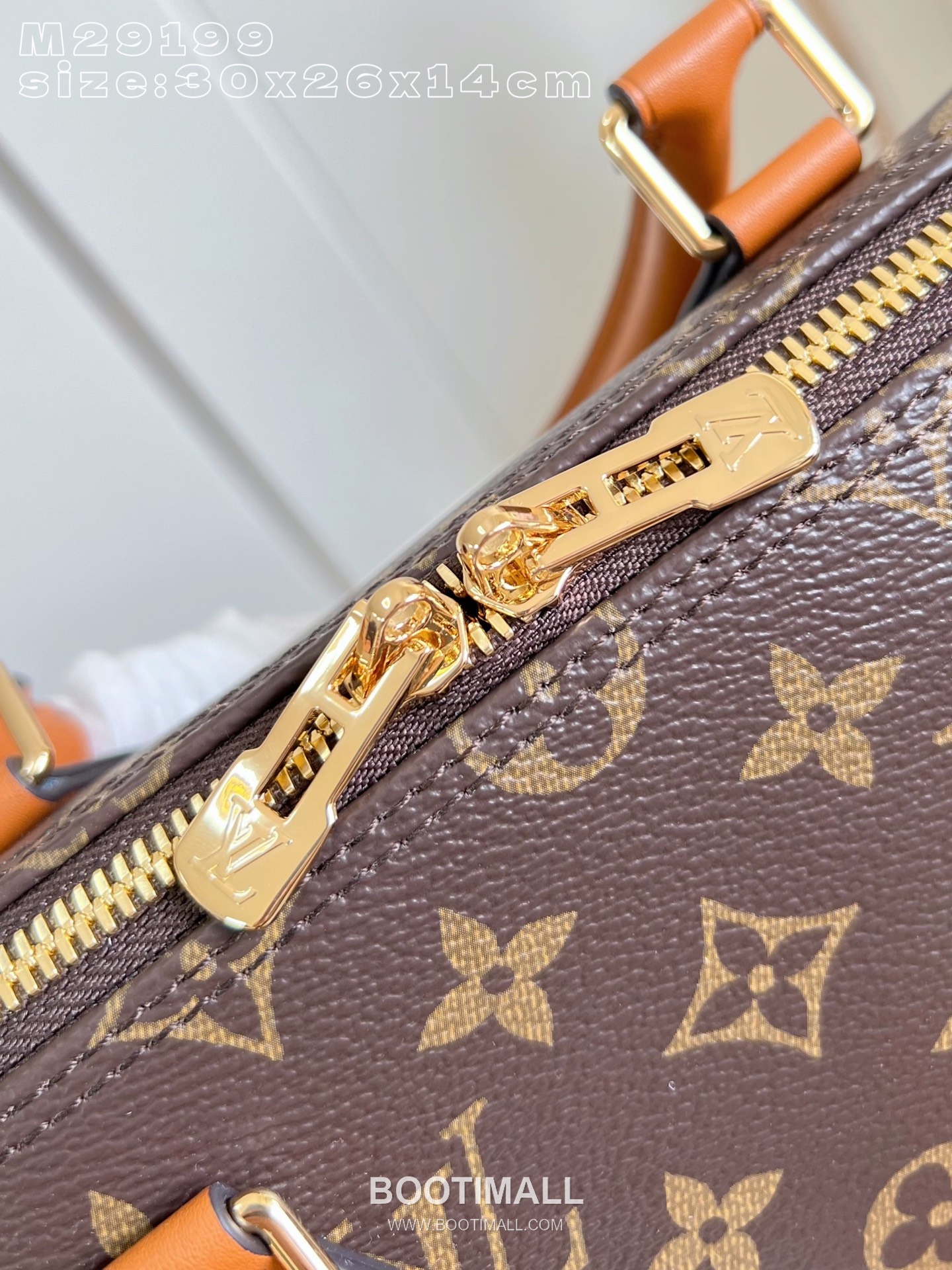Louis Vuitton Speedy 30 Out Of The Trunk Monogram Leather Boston Bag with Metal Corner Detail 루이비통 스피디 30 아웃오브더트렁크 모노그램 레더 보스턴백 메탈코너 M29199 30cm 11