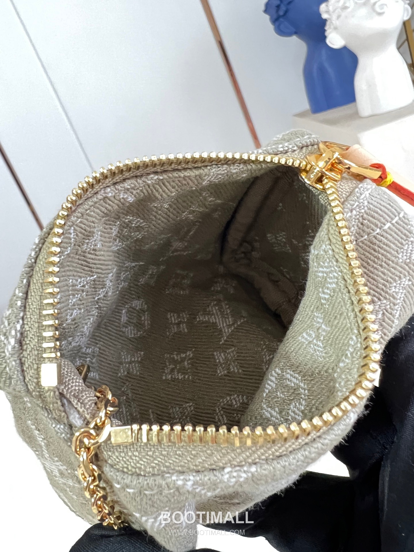 Louis Vuitton Speedy Trousse Denim Monogram Wallet Pouch with Chain Detail 루이비통 스피디 트루스 데님 모노그램 지갑 파우치 체인 M27604 11cm 8