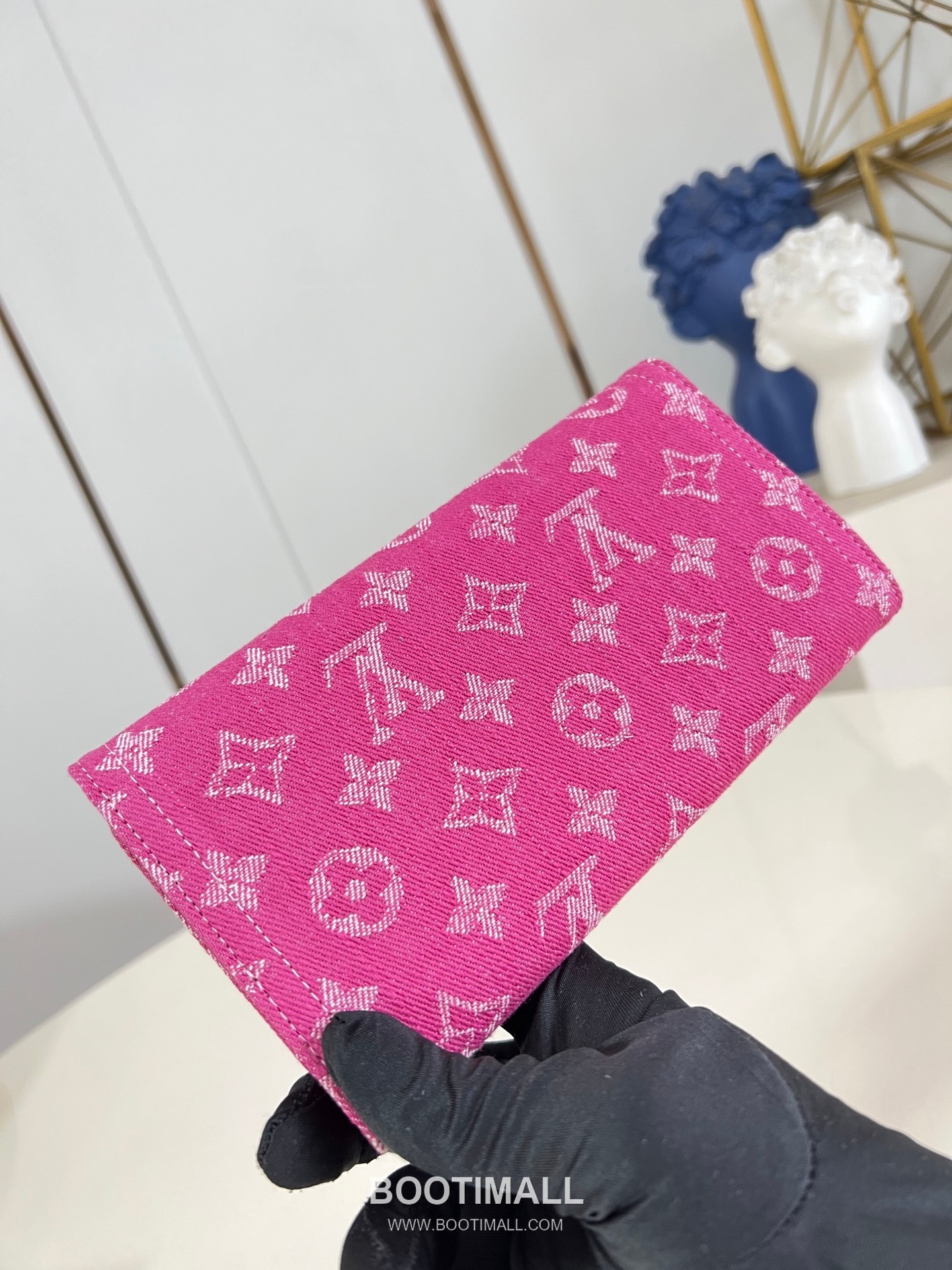 Louis Vuitton Sarah Wallet Denim Monogram Canvas Long Wallet with Envelope Flap Detail 루이비통 사라 월렛 데님 모노그램 장지갑 엔벨롭플랩 M28280 19cm 4