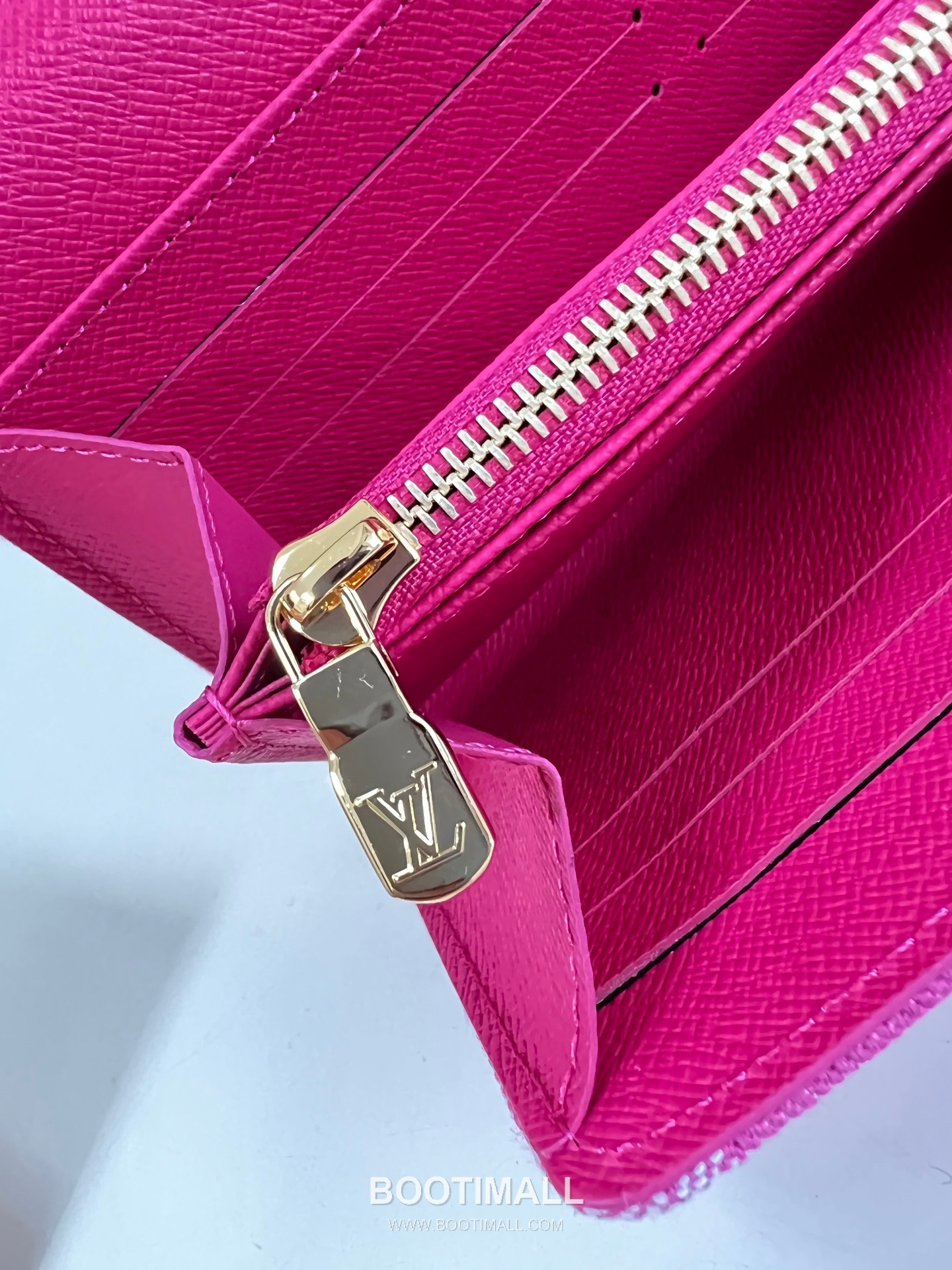 Louis Vuitton Sarah Wallet Denim Monogram Canvas Long Wallet with Envelope Flap Detail 루이비통 사라 월렛 데님 모노그램 장지갑 엔벨롭플랩 M28280 19cm 8