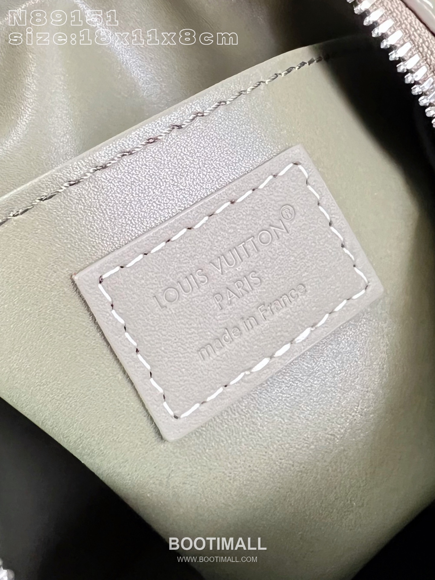 Louis Vuitton Speedy P9 Bandoulière 18 Ostrich Embossed Leather Boston Bag with Strap Detail 루이비통 스피디 P9 반둘리에 18 오스트리치 엠보 레더 보스턴백 스트랩 N89151 18cm 12