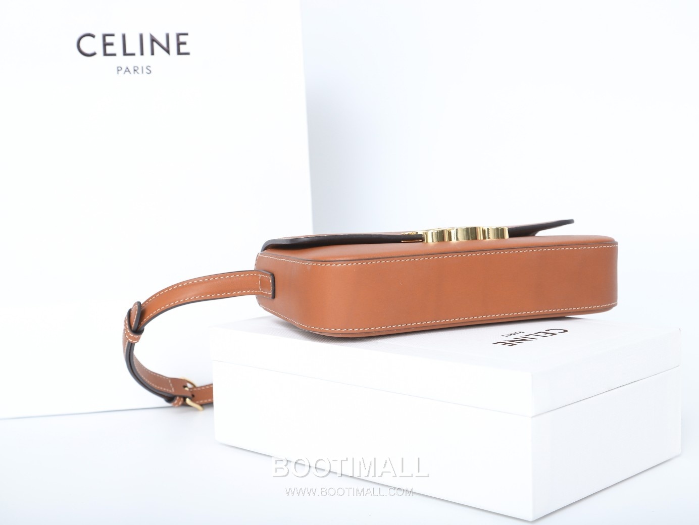 Celine Triomphe Cowhide Leather Shoulder Bag with Metal Logo Detail 셀린느 트리옹프 카우하이드 숄더백 메탈로고 194143 20cm 14